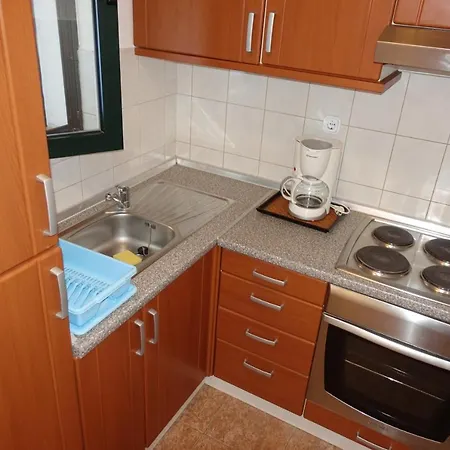 Marin Peros شقة *