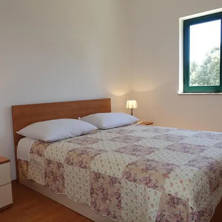 Apartment Marin Peros